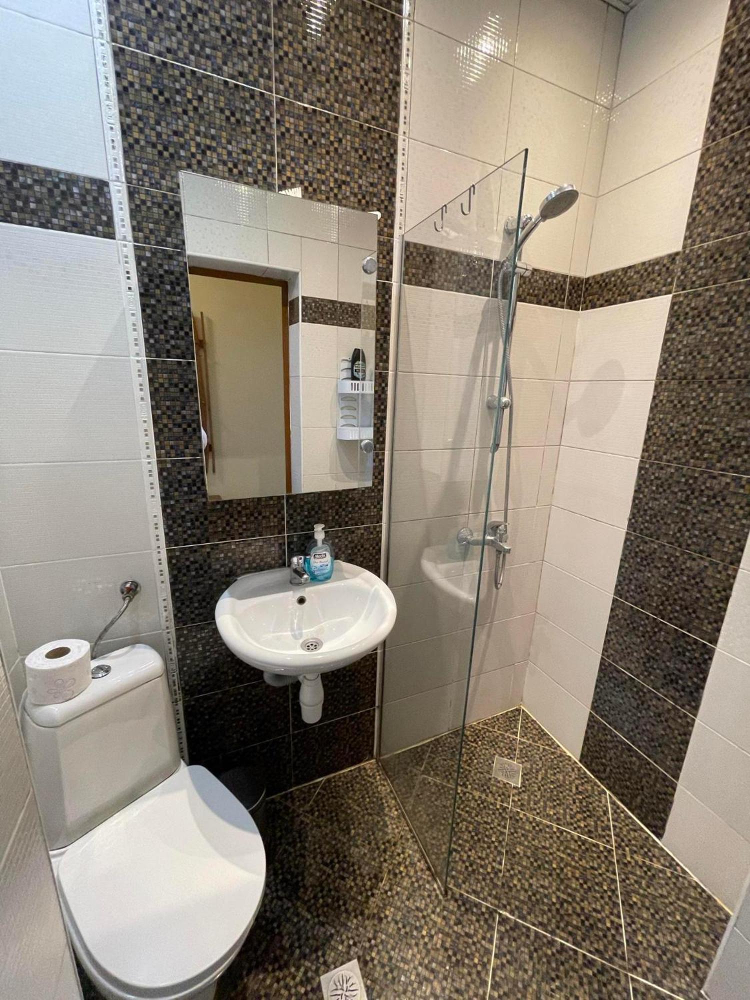 Sunny Cozy Flat In The Centre, Close To Beach, 4 Rooms, 105Sqm Varna Dış mekan fotoğraf