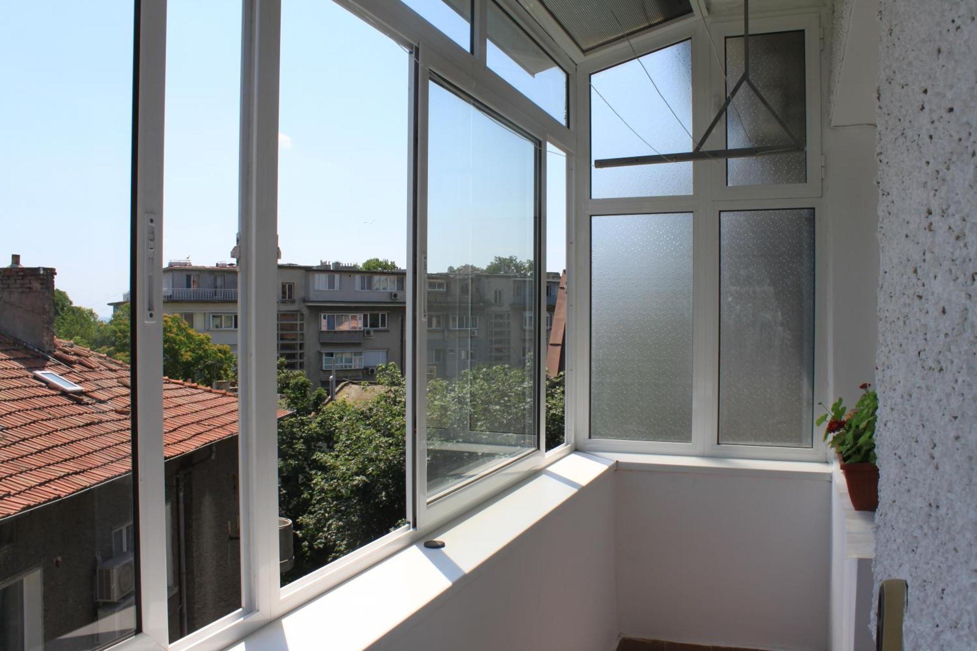 Sunny Cozy Flat In The Centre, Close To Beach, 4 Rooms, 105Sqm Varna Dış mekan fotoğraf
